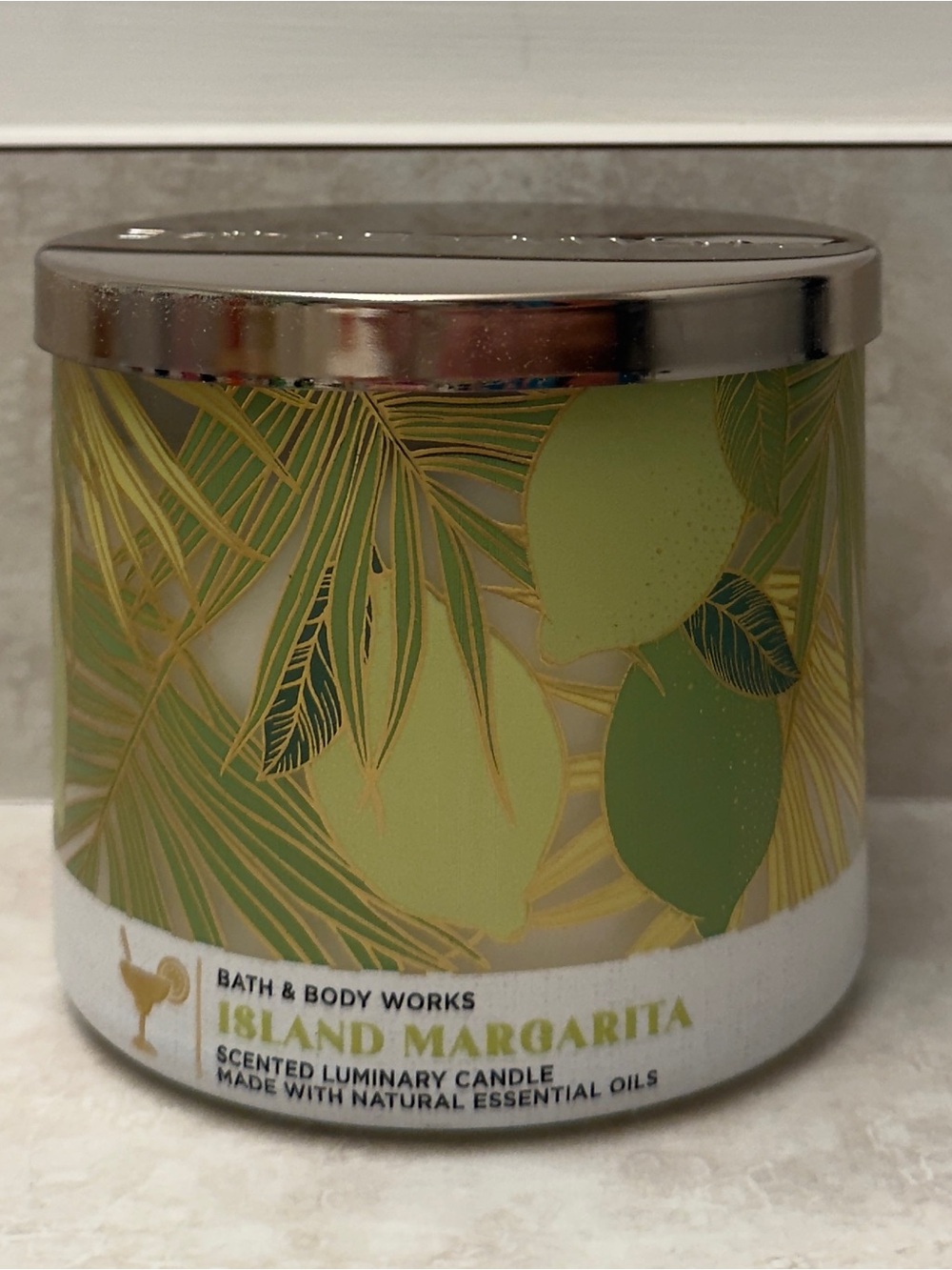 NWT Bath & Body Works Island Margarita 3-Wick Scented Candle